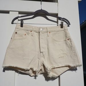 Levi’s Women’s 501 Denim Shorts Size 27